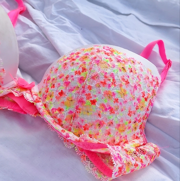 Victoria's Secret Women's Dream Angel's Floral Push-up Bra - Picture 4 of 7